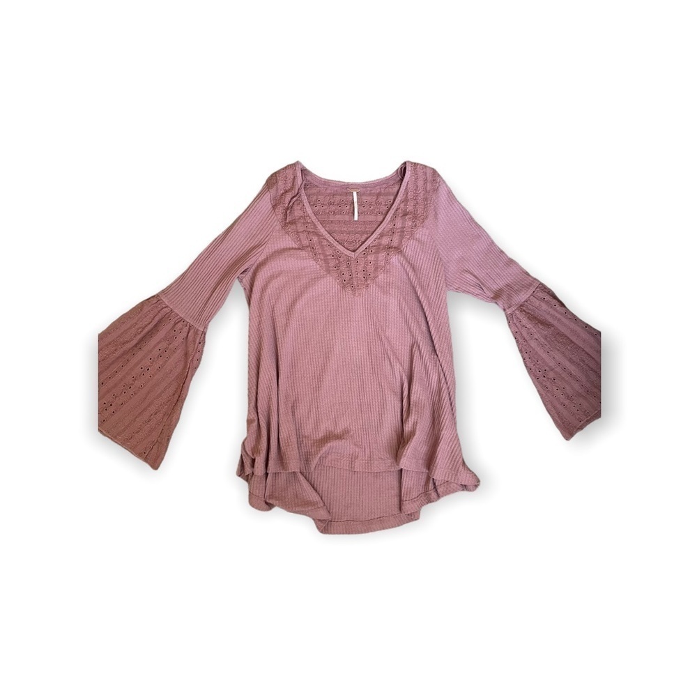 Free People Blush Pink Bohemian Eyelet Lace V Neck Long Tea Towel Sleeve Blouse - Picture 6 of 12